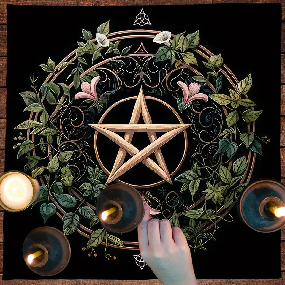 Pagan Altar Cloth with Star Pattern Vibrant Floral & Plants Vines Tarot Cloth For Divination Decor Witchcraft Oracle Cards Pads
