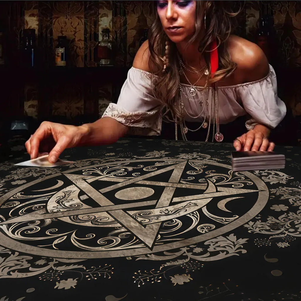Pagan Altar Cloth with Star Pattern Vibrant Floral & Plants Vines Tarot Cloth For Divination Decor Witchcraft Oracle Cards Pads